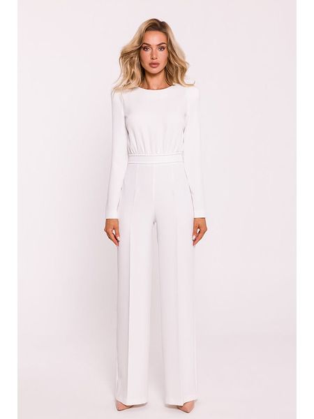 Made of emotion Kombinezon w kolorze białym rozmiar: M. Białe kombinezony Made Of Emotion, m, bez wzorów, bez kołnierzyka, bez ramiączek. Za 205.45 zł.