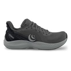Damskie buty do biegania Topo Athletic Fli-Lyte 6. Czarne buty do biegania Topo Athletic, bez wzorów, bez zapięcia, do biegania. Za 672.50 zł.