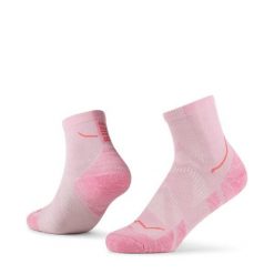 Skarpety BUFF Dryflx Quarter. Czerwone skarpetki Buff, bez wzorów, z elastanu. Za 94.99 zł.