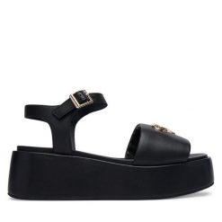 Sandały LOVE MOSCHINO. Czarne sandały Love Moschino, bez wzorów, bez obcasa, na koturnie, bez zapięcia. Za 939.99 zł.