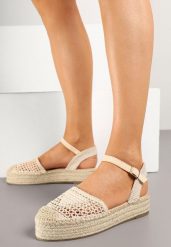 Beżowe Sandały Espadryle na Grubej Podeszwie z Plecionką z Rafii Ilisona. Brązowe sandały Born2be, bez wzorów, eleganckie, bez obcasa, na platformie, bez zapięcia. W wyprzedaży za 89.99 zł.