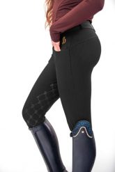 Legginsy JD ATTACK z pełnym lejem silikonowym Cilla. Czarne legginsy JD ATTACK, bez wzorów, z elastanu, eleganckie. Za 369.00 zł.