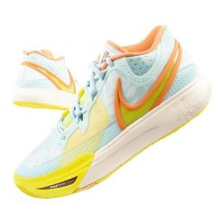 Buty sportowe do koszykówki unisex Nike Kyrie 8. Buty sportowe lifestyle Nike, bez wzorów, bez zapięcia, do koszykówki. Za 369.00 zł.