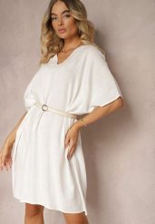Biała Pudełkowa Sukienka z Bawełny z Krótkim Rękawem i Trójkątnym Dekoltem Vikana. Białe sukienki Renee, na imprezę, l, bez wzorów, z bawełny, eleganckie, bez kołnierzyka, plus size, bez ramiączek, midi. W wyprzedaży za 47.99 zł.