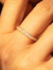 OR ÉCLAT Złoty pierścionek "Amour Innocent" z cyrkoniami rozmiar: 56. Żółte pierścionki Or Éclat, z cyrkonią, złote. Za 826.99 zł.