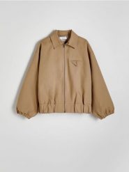 Kurtka oversize z kołnierzykiem - beżowy. Brązowe kurtki Reserved, l, bez wzorów, z bawełny, bez kaptura. W wyprzedaży za 139.99 zł.