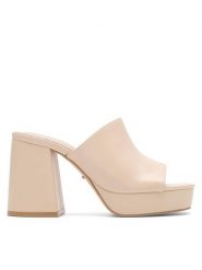 DeeZee Klapki KL-KK5606-1 Beżowy. Brązowe klapki DeeZee, bez wzorów, z syntetyku, bez obcasa, bez zapięcia. Za 159.99 zł.