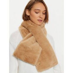 Szal Guess. Brązowe szaliki i kominy Guess, z aplikacjami. Za 269.99 zł.