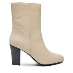 Botki Gino Rossi. Botki Gino Rossi, bez wzorów, bez obcasa, na słupku, bez zapięcia. Za 189.99 zł.