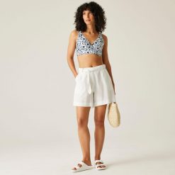 Góra od stroju kąpielowego damska Paloma. Niebieskie bikini Regatta, bez wzorów, z tkaniny. Za 157.50 zł.