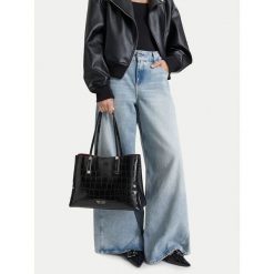 Torebka Nine West. Czarne torebki klasyczne Nine West, bez wzorów, klasyczne, bez dodatków. Za 329.99 zł.