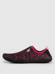 4F Buty do wody 4SWIM damskie - czarne 38. Czarne buty treningowe 4f, na lato, bez wzorów, z gumy, bez zapięcia. Za 99.99 zł.