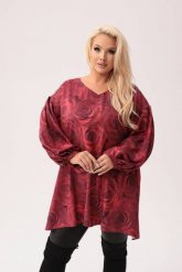 Oversize'owa tunika Amalia - elegancja w rozkwicie PLUS SIZE XXL. Czerwone tuniki Moda Size Plus Iwanek, plus size, bez wzorów, z elastanu, eleganckie, bez kołnierzyka, bez ramiączek. Za 239.90 zł.