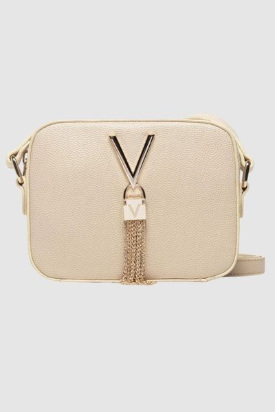 VALENTINO Beżowa torebka Divina Camera Bag. Brązowe kopertówki Valentino by Mario Valentino, bez wzorów, małe, bez dodatków. W wyprzedaży za 164.99 zł.