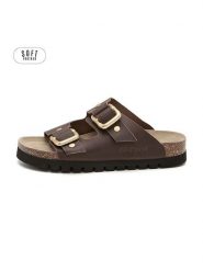 Teegu Skórzane klapki w kolorze brązowym rozmiar: 42. Brązowe klapki teegu, bez wzorów, klasyczne, z otwartym noskiem, bez obcasa, bez zapięcia. Za 130.99 zł.