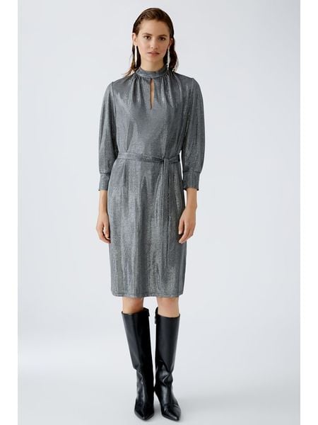 Oui Sukienka w kolorze antracytowym rozmiar: 42. Czarne sukienki Oui, na co dzień, bez wzorów, z tkaniny, bez kołnierzyka, bez ramiączek, midi, proste. Za 123.25 zł.