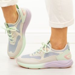 Sportowe Wt buty damskie McArthur Ma256w. Brązowe buty sportowe lifestyle McArthur, na lato, bez wzorów, z dresówki, casualowe, bez zapięcia. Za 229.00 zł.