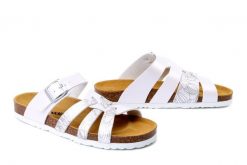 DR. BRINKMANN 700787-03 weiss, klapki damskie. Białe klapki Dr. Brinkmann, bez wzorów, bez obcasa, bez zapięcia. Za 194.90 zł.