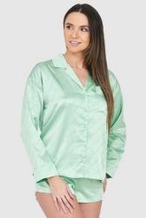 JUICY COUTURE Zielona satynowa koszula piżamowa damska w logo, Rozmiar XS. Zielone piżamy Juicy Couture, s, bez wzorów, z satyny, bez kołnierzyka, bez ramiączek. W wyprzedaży za 199.99 zł.