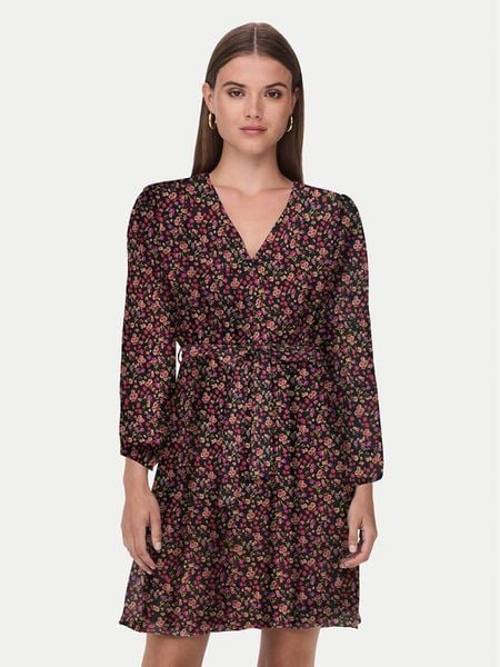 ONLY Sukienka codzienna Cera 15236376 Kolorowy Regular Fit. Sukienki ONLY, na co dzień, xs, bez wzorów, z syntetyku, bez kołnierzyka, bez ramiączek, proste. Za 89.99 zł.