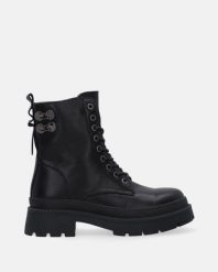 SKÓRZANE WORKERY NA PLATFORMIE GSZ23-85 BLK. Botki Venezia, bez wzorów, ze skóry, bez obcasa, na platformie, bez zapięcia. Za 289.00 zł.