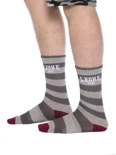 Leone 1947 Apparel Basic Stripes Unisex Skarpety sportowe. Brązowe skarpetki LEONE 1947 APPAREL, bez wzorów, z żakardem. Za 16.80 zł.