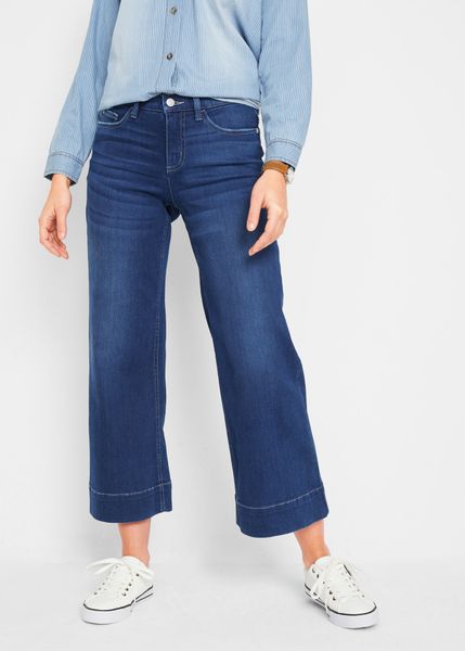 Bardzo miękkie jeansy 7/8, culotte. Niebieskie jeansy bonprix, bez wzorów, z jeansu, biznesowe. Za 144.99 zł.