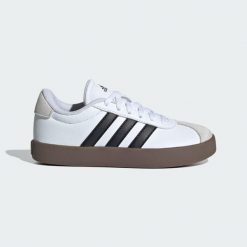 Buty VL Court 3.0. Białe buty treningowe adidas, bez wzorów, z zamszu, bez zapięcia. Za 214.25 zł.