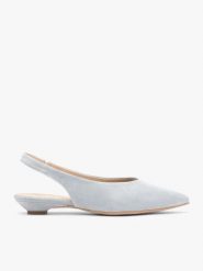 Jasnoniebieskie czółenka slingback w szpic. Niebieskie czółenka Ryłko, bez wzorów, z gumy, casualowe, bez obcasa, na obcasie, bez zapięcia. Za 399.99 zł.