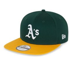 Czapka typu snapback New Era Oakland Athletics. Czarne czapki z daszkiem New Era, bez wzorów. Za 110.00 zł.