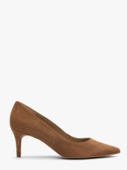 Jasnobrązowe czółenka damskie na szpilce JOAN. Czółenka Ryłko, bez wzorów, z materiału, eleganckie, bez obcasa, na obcasie, bez zapięcia. Za 329.99 zł.
