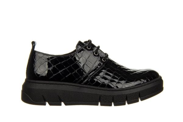Półbuty Bayla-161 161 745 18 Black Croco 161616, Czarny, Skóra lakierowana - 37. Czarne półbuty wsuwane Bayla, bez wzorów, z gumy, eleganckie, bez obcasa. W wyprzedaży za 314.10 zł.