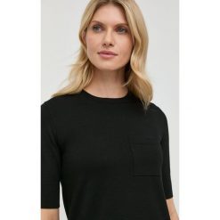 Max Mara Leisure sweter damski kolor czarny lekki. Czarne swetry Max Mara Leisure, l, bez wzorów, z dzianiny, bez ramiączek. Za 749.99 zł.