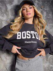 Bluza z napisem - szary. Szare bluzy Sinsay, l, bez wzorów, bez ramiączek, bez kaptura. W wyprzedaży za 25.99 zł.