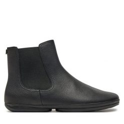Sztyblety Camper. Czarne botki Camper, bez wzorów, bez obcasa, na płaskiej podeszwie, bez zapięcia. Za 599.99 zł.