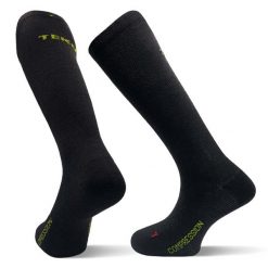 Skarpety narciarskie kompresyjne z wełny Merino Teko ecoSKI PRO Compression. Czarne skarpetki TEKO, bez wzorów, z wełny. Za 74.00 zł.