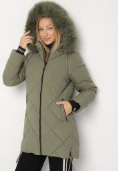 Ciemnozielona Pikowana Kurtka z Kapturem z Futrem i Ściągaczami przy Rękawach Dacce. Zielone kurtki Born2be, l, bez wzorów, z jeansu, z kapturem. Za 229.99 zł.