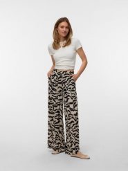 Vero Moda Spodnie w kolorze beżowo-czarnym rozmiar: S. Brązowe spodnie materiałowe Vero Moda, bez wzorów, z materiału, klasyczne. Za 74.63 zł.