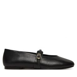 Baleriny Steve Madden. Czarne baleriny Steve Madden, bez wzorów, bez obcasa, bez zapięcia. Za 289.99 zł.