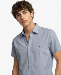 Superdry Koszula Riviera z krótkim rękawem, len – Ticking Navy Stripe. Niebieskie koszule Superdry, m, bez wzorów, ze lnu, bez kołnierzyka, bez ramiączek. Za 335.95 zł.
