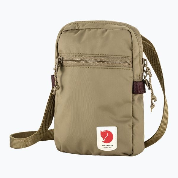 Saszetka Fjällräven High Coast Pocket. Brązowe nerki i saszetki Fjällräven, bez wzorów, sportowe, bez dodatków. Za 179.99 zł.