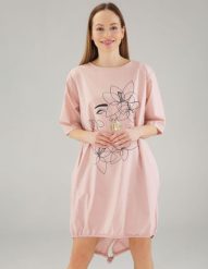 Luźna sukienka z bawełny. Czerwone sukienki Unisono, s, bez wzorów, z bawełny, bez kołnierzyka, bez ramiączek, mini. Za 149.00 zł.