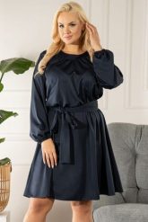 Sukienka rozkloszowana satynowa wizytowa HARPER granatowa. Sukienki KARKO, na imprezę, plus size, bez wzorów, z materiału, eleganckie, bez kołnierzyka, plus size, bez ramiączek, kopertowe. Za 319.50 zł.