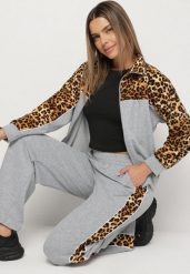 Szary Komplet Dresowy Bluza ze Stójką i Szerokie Spodnie w Panterkę Savorre. Szare bluzy Born2be, l, bez wzorów, z dresówki, klasyczne, bez ramiączek, bez kaptura. Za 79.99 zł.