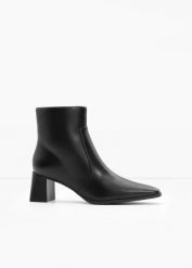 Botki na obcasie słupkowym. Brązowe botki bonprix, bez wzorów, eleganckie, bez obcasa, na obcasie, bez zapięcia. Za 169.99 zł.