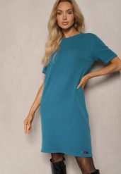 Niebieska T-shirtowa Sukienka z Wiskozowej Dzianiny z Ozdobnymi Guzikami Narossa. Niebieskie sukienki Renee, na spotkanie biznesowe, l, bez wzorów, z dzianiny, eleganckie, bez kołnierzyka, bez ramiączek, mini. W wyprzedaży za 55.99 zł.