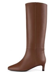 Loft37 Skórzane kozaki w kolorze jasnobrązowym rozmiar: 35. Brązowe kozaki loft37, na zimę, bez wzorów, bez obcasa, na szpilce, bez zapięcia. Za 717.99 zł.