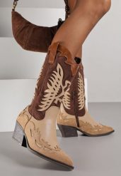 Brązowe Botki Kowbojki na Stożku z Tłoczoną Cholewką Badilora. Brązowe botki Renee, bez wzorów, z jeansu, bez obcasa, na obcasie, bez zapięcia. Za 119.99 zł.