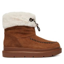 Śniegowce Guess. Brązowe śniegowce Guess, z aplikacjami, bez zapięcia. Za 714.99 zł.