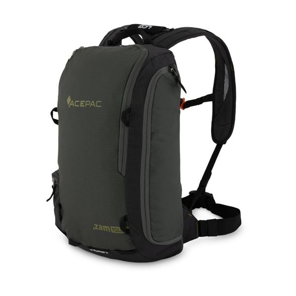 Plecak rowerowy Acepac Zam 15 z kieszenią na laptopa 14''. Szare plecaki ACEPAC, bez wzorów, bez dodatków. W wyprzedaży za 476.00 zł.